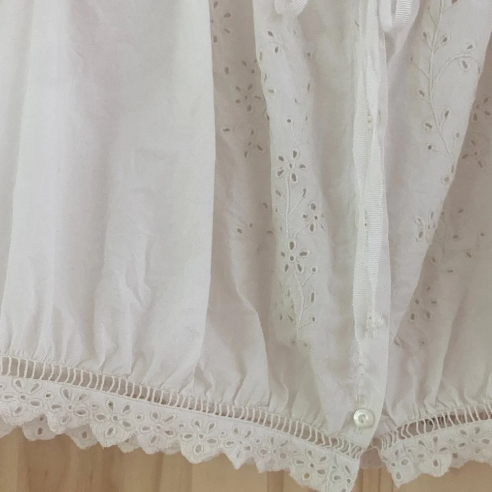Doen White Eyelet Lace Crop Blouse - Picture 7 of 11